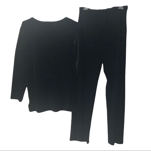 Lapis Black Velvet Longsleeved Round neckline Top and matching pants Sz L - Picture 8 of 8